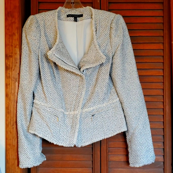 White House Black Market Jackets & Blazers - WHBM White/Silver Tweed Blazer Size 4